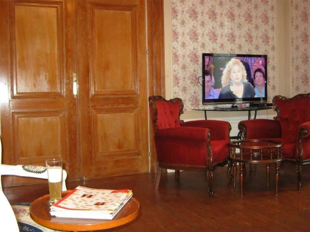 مبيت وإفطار اير-سور-لو-ليز فندق شاتوه دي مولين لو كومتي المظهر الخارجي الصورة